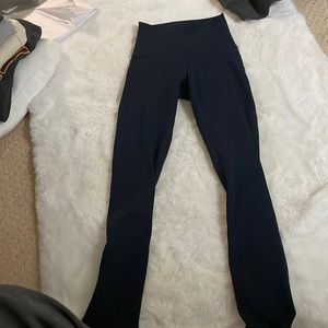 navy blue lululemon leggings
